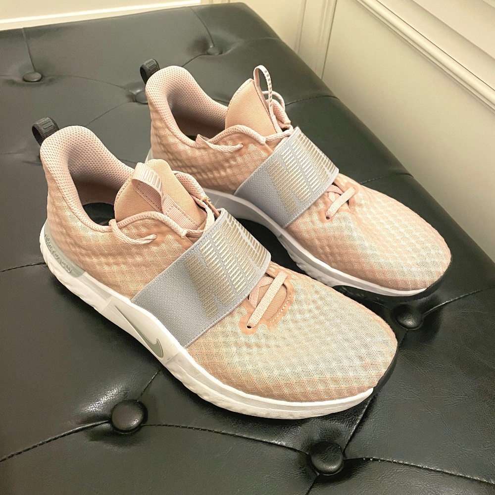 Nike In-Season Trainer 9s